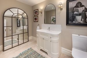 Photo 8- click for photo gallery